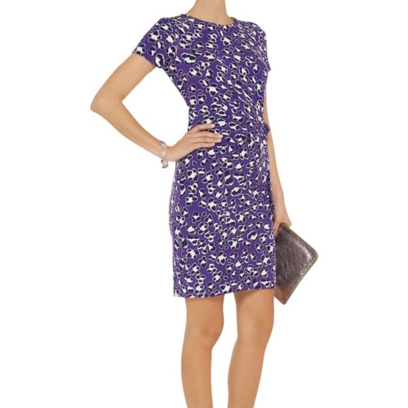 Diane Von Furstenberg Zoe Spotted Floral Cat Faux Wrap Mini Dress - Picture 1 of 11